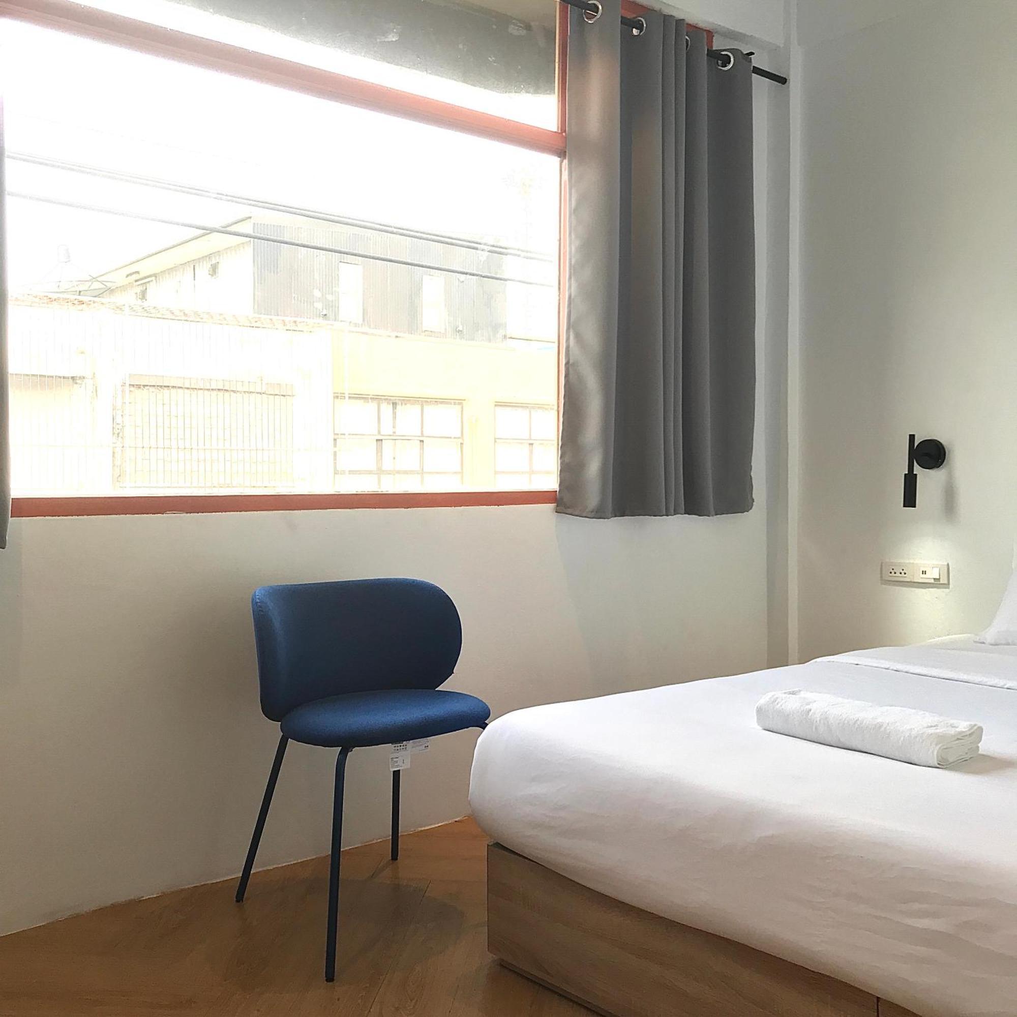 Beige Poshtels + Netflix Bangkok Exterior foto