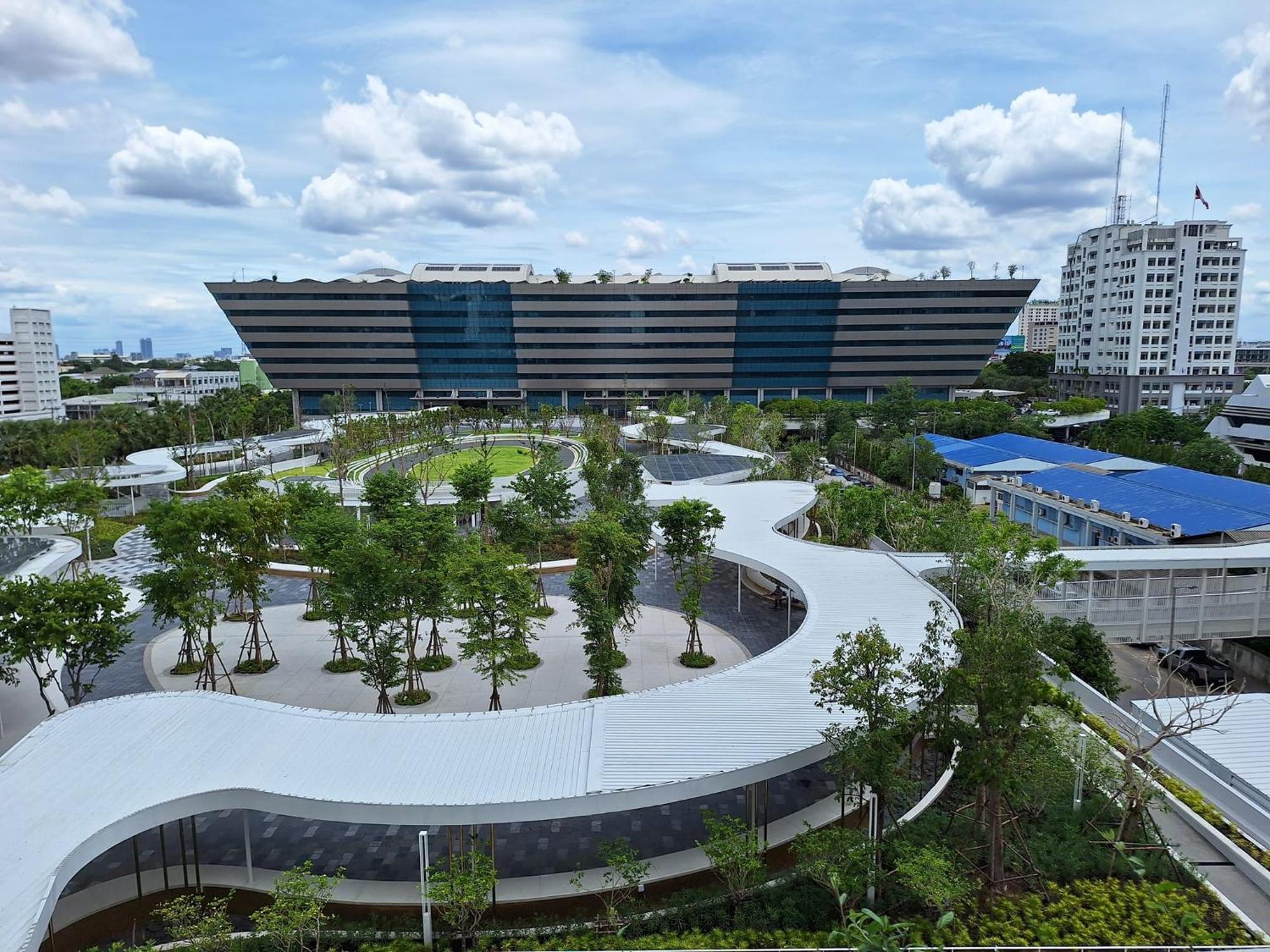 Beige Poshtels + Netflix Bangkok Exterior foto
