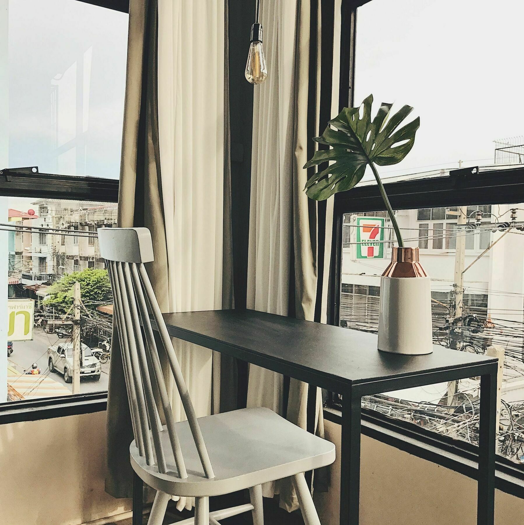 Beige Poshtels + Netflix Bangkok Exterior foto